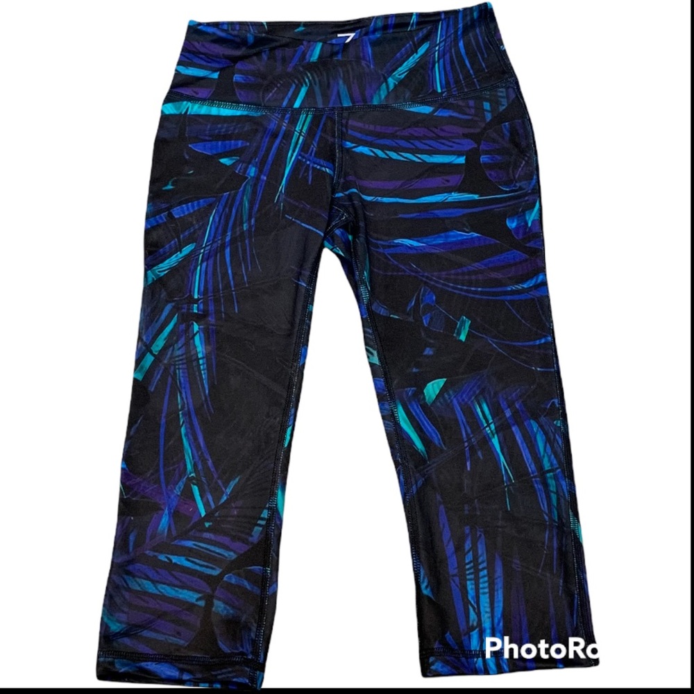 Zella XS leggings cropped below knee NWOT